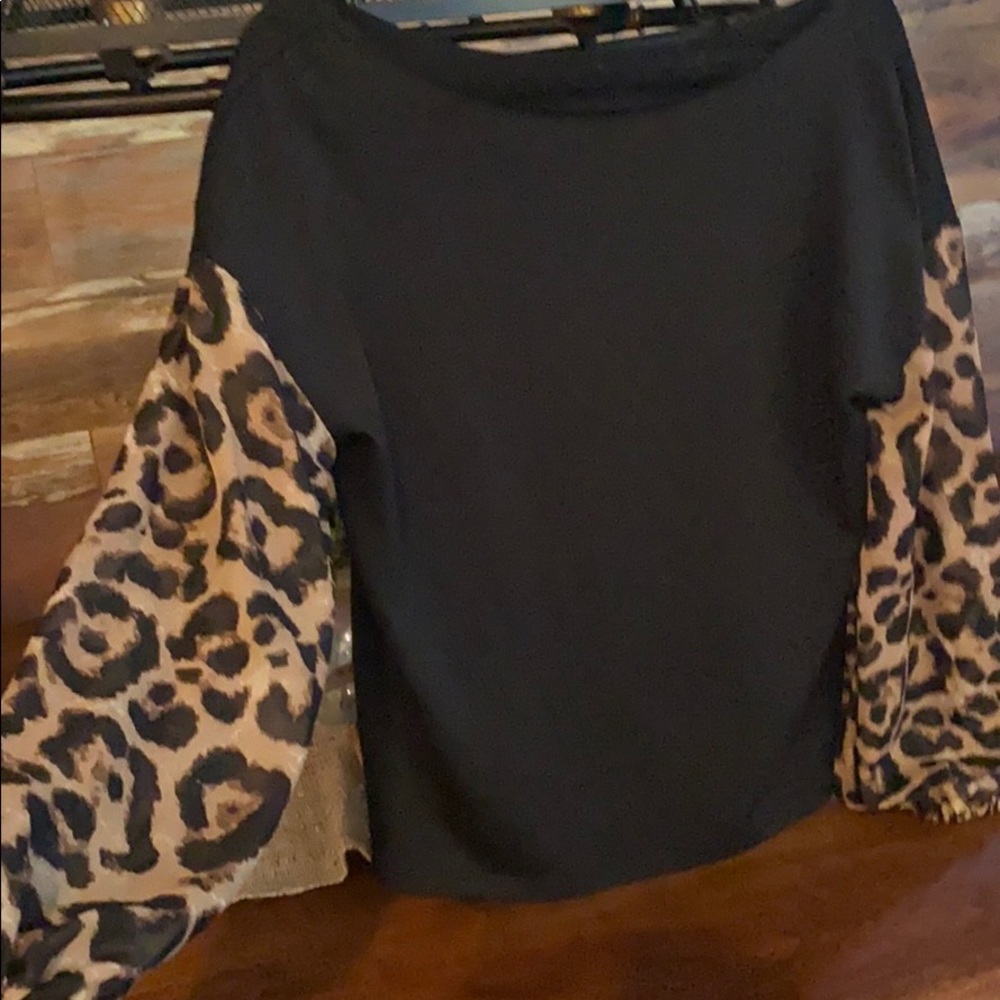 Black cotton top with sheer puff leopard sleeves